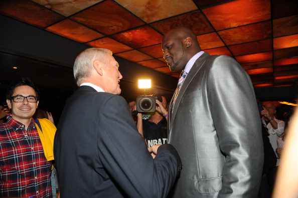 杨鸣谈辽宁男篮新赛季揭幕战：想把最好精神面貌展现给大家（杨鸣展望辽篮新季揭幕战：力争以最佳精神面貌回馈球迷）