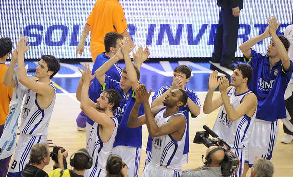 卡约德：会梦想被意大利征召；大力手抛界外球能力是天生的（卡约德：盼入选意大利国家队；大力手抛界外球是与生俱来的天赋）