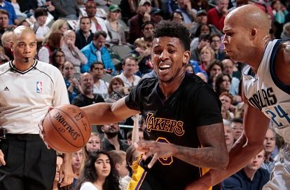 胜负早有伏笔（成败早见端倪）